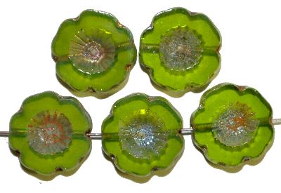 Glasperlen / Table Cut Beads 
 opalin grün, 
 Blüten geschliffen mit picasso finish,
 hergestellt in Gablonz / Böhmen
