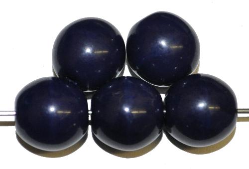 Glasperlen rund, 
 nachtblau opak, 
 hergestellt in Gablonz / Tschechien