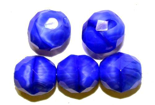 facettierte Glasperlen
 Perlettglas blau,
 hergestellt in Gablonz / Tschechien