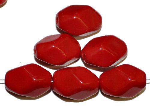 Glasperlen
 rot opak,
 hergestellt in Gablonz / Tschechien