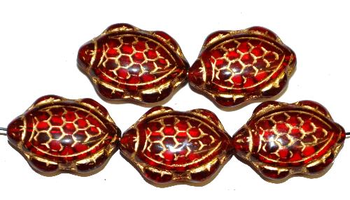 Glasperlen Schildkröte, 
 Vorder-und Rückseite geprägt, 
 dunkelrot transp. mit Goldauflage, 
 hergestellt in Gablonz / Tschechien