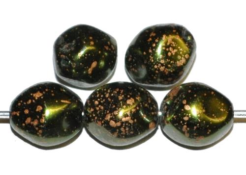 Glasperlen mit Wachsüberzug,
 dunkelgrün mit goldfarbenen Einsprengseln
 hergestellt in Gablonz / Tschechien