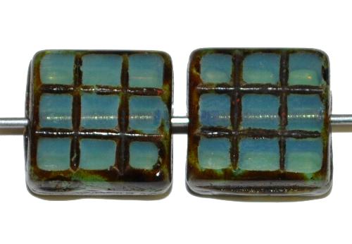 Glasperlen / Table Cut Beads
 geschliffen, Opalglas hellblau mit picasso finish,  
 hergestellt in Gablonz Tschechien 
 
