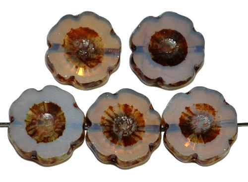 Glasperlen / Table Cut Beads 
 Opalglas nebelgrau, 
 Blüten geschliffen mit picasso finish