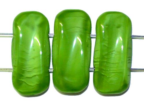 Glasperlen mit 2 Löchern
 grün opak, 
 hergestellt in Gablonz / Tschechien