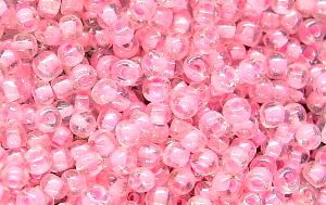 Rocailles von Ornella Preciosa Tschechien,
 kristall mit Farbeinzug rosa und lüster