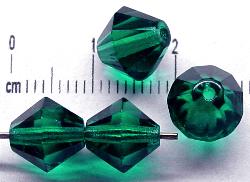 Glasperlen geschliffen 
 bicon smaragdgrün