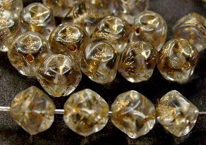 Glasperlen Würfel 
 kristall mit Goldauflage,
 hergestellt in Gablonz / Tschechien