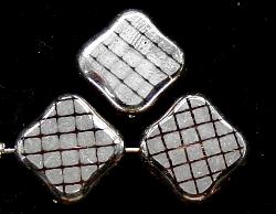 Glasperlen zartapricot
 Table Cut Beads geschliffen 
 mit Veredelung / silberfarben