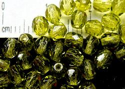 facettierte Glasperlen 
 mit Wachsüberzug oliv
